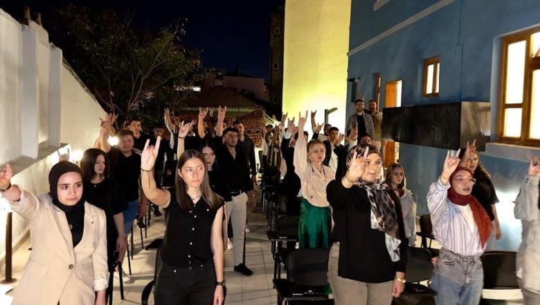Ülkü Ocakları Balıkesirli Gençlere Türkeş’i Anlattı