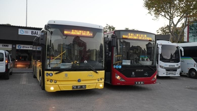 Büyükşehir'den Öğrencilere Ulaşım Desteği