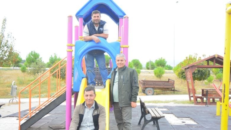 Hayat Kısa Dediler Çocuklar Gibi Eğlendiler