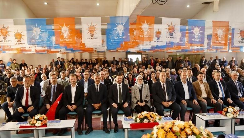 AK Parti Bigadiç'te Yeni Stratejilerini Belirledi