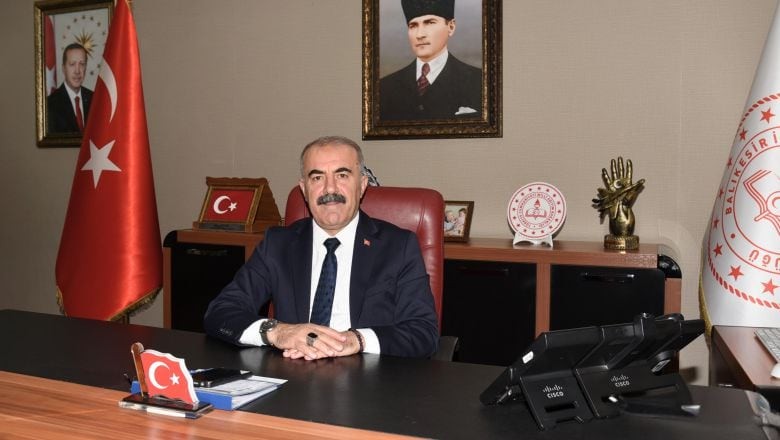 Müdür Demir Cumhuriyet Çocuklarına Seslendi