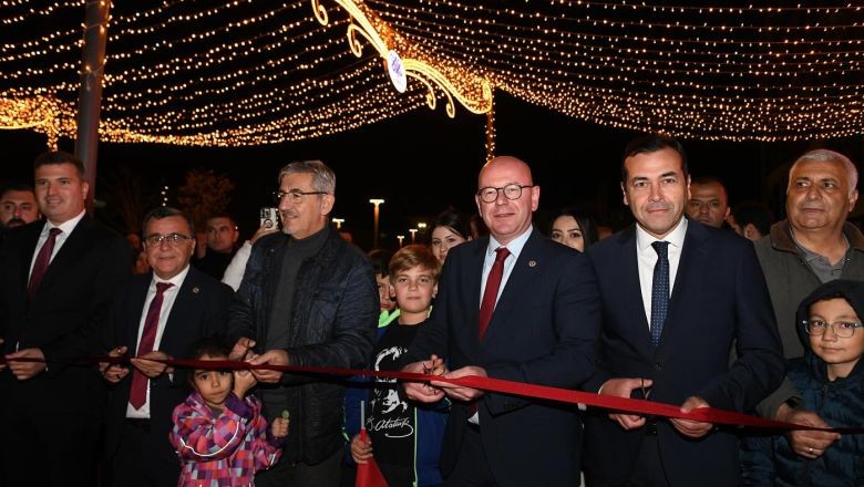 Cumhuriyet Dilekleri Gökyüzüyle Buluştu