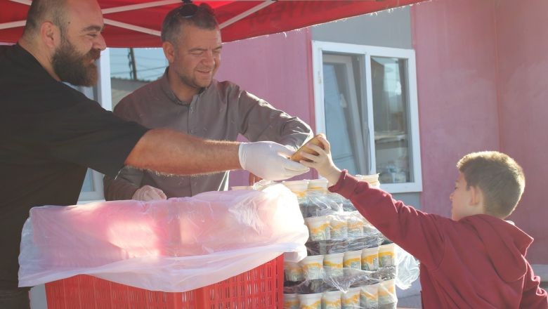 Susurluk Belediyesi'nden Öğrencilere Sabah Kahvaltısı