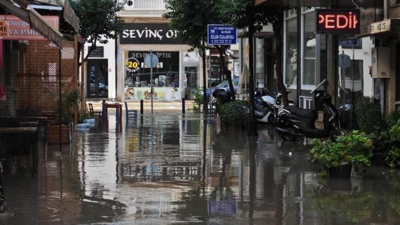 Erdek’te Altyapı Sorunları Yağmurla Yeniden Gündemde