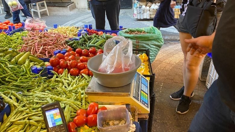 Balıkesir'in Meyve ve Sebze Zirvesinde Onlar Var
