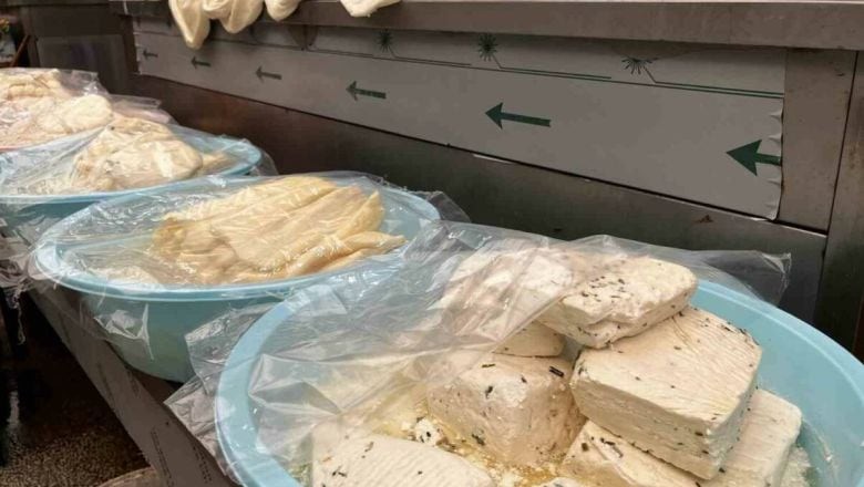 Balıkesir Pazarında Manda Sütü El Yakıyor