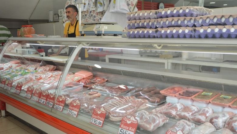 Balıkesir'de Et Fiyatları Daha Düşmeden Yükseldi