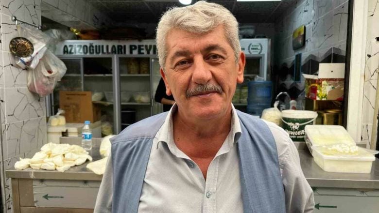 Balıkesir Pazarında Manda Sütü El Yakıyor