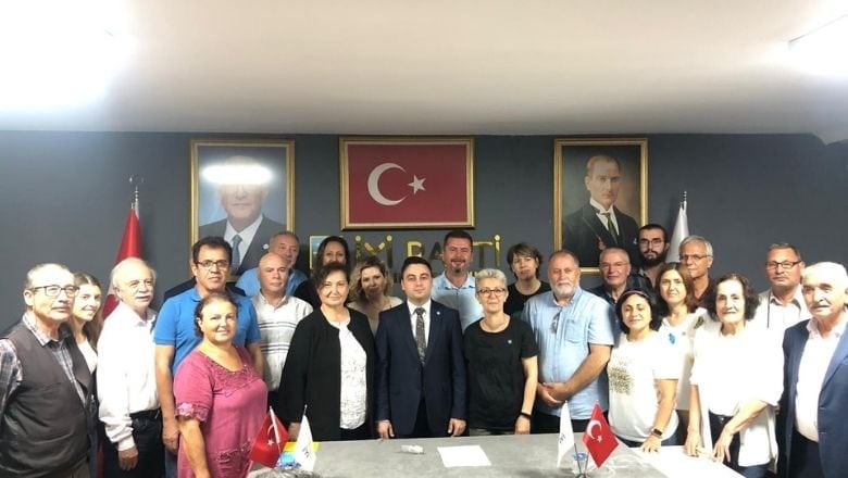İYİ Parti Karesi'de Mazbata Töreni