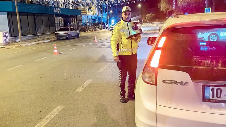 Balıkesir Emniyet'inden Huzur Operasyonu Balıkesir Emniyet'inden Huzur Operasyonu