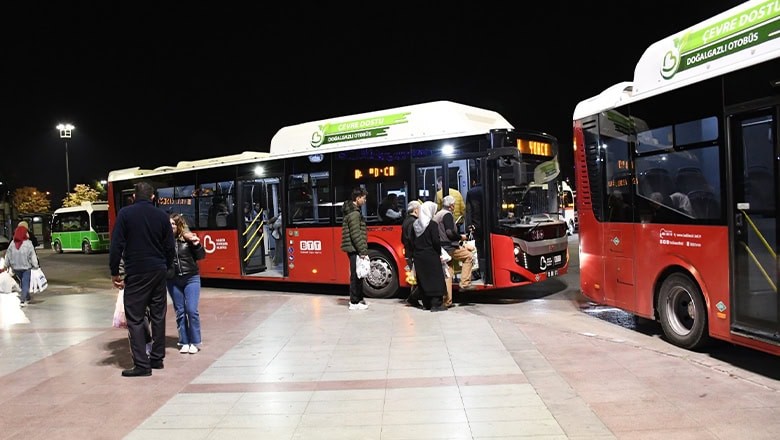 Balıkesir'de Kadınlara Durak Yok Balıkesir'de Kadınlara Durak Yok