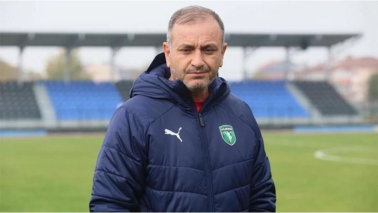 Balıkesirspor'un Yeni Teknik Direktörü Belli Oldu Balıkesirspor'un Yeni Teknik Direktörü Belli Oldu