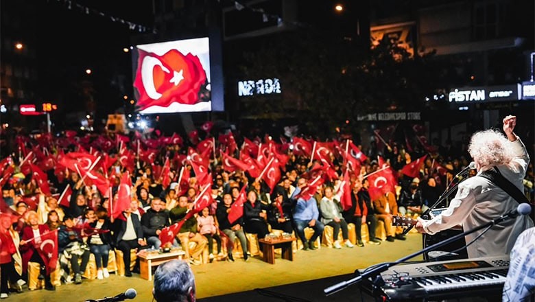 Burhaniye’de 29 Ekim’de Maskeli Balo Burhaniye’de 29 Ekim’de Maskeli Balo