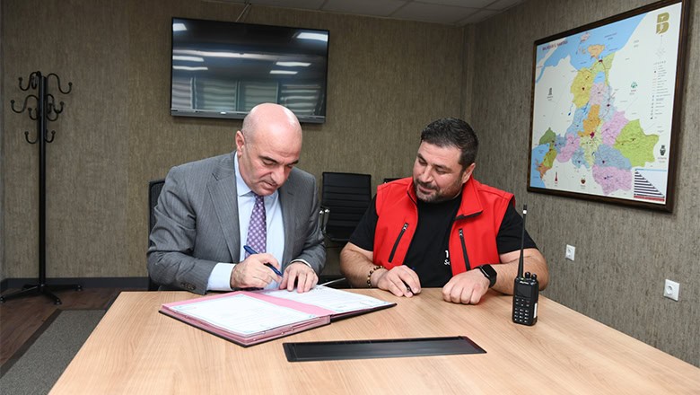 Büyükşehir ve TRAC'tan Kesintisiz Haberleşme İçin İş Birliği Büyükşehir ve TRAC'tan Kesintisiz Haberleşme İçin İş Birliği