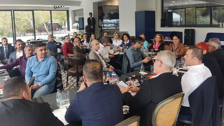 CHP İl Başkanlığı’ndan İlçe Başkanları Toplantısı CHP İl Başkanlığı’ndan İlçe Başkanları Toplantısı
