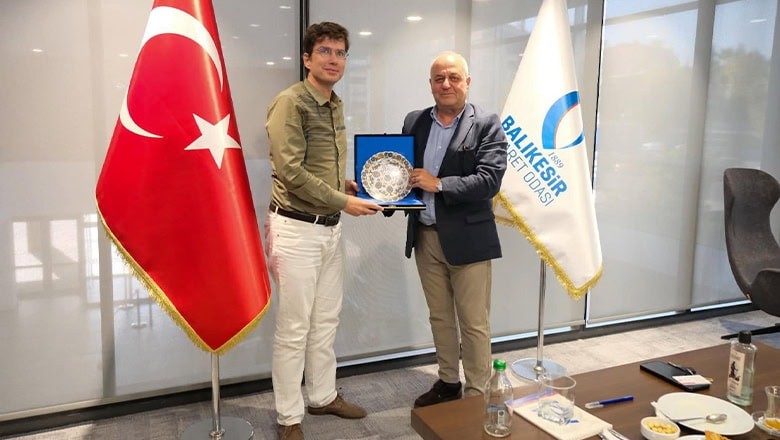 Cam Sektörü Temsilcileri Balıkesir’de Buluştu Cam Sektörü Temsilcileri Balıkesir’de Buluştu