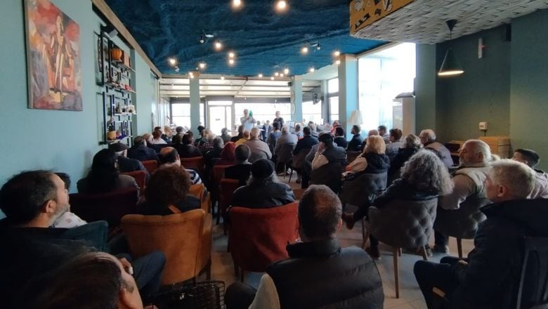 Balıkesir ve Edremit'teki Antika Mezadına Yoğun İlgi