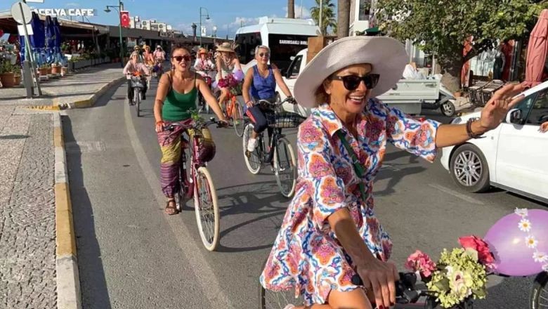 Ayvalık'ta Kadınlar Pedal Çevirecek!