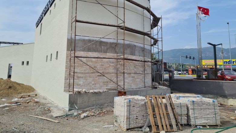 Edremit'te Açılamadan Mühürlendi! Akıbeti Merak Ediliyor