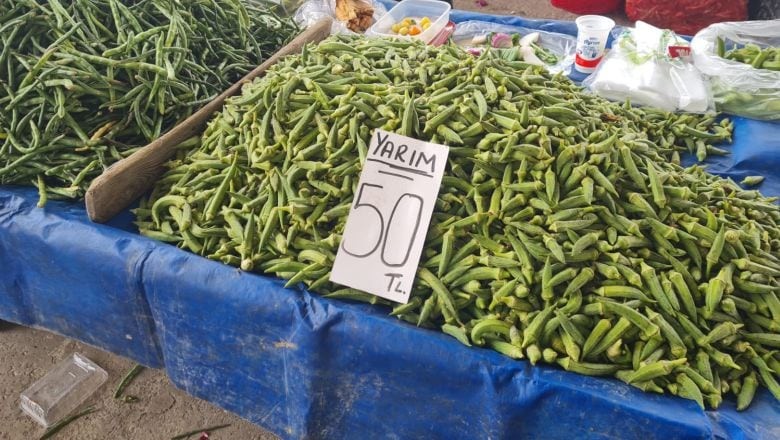 Edremit’te Pazarın Zam Şampiyonu Bamya oldu