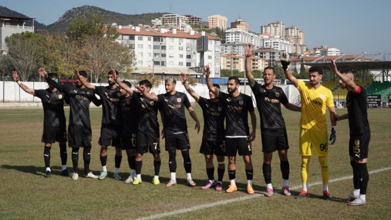 Edremitspor Evinde Lideri Devirdi!