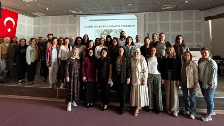 Evlilik Öncesi Eğitimler Balıkesir'de Başladı