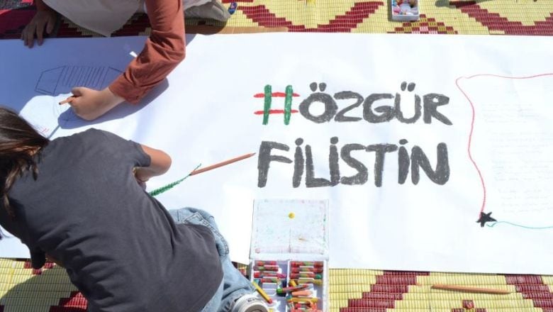 Balıkesirli Çocuklar Filistin'e Resimleriyle Destek Oldu