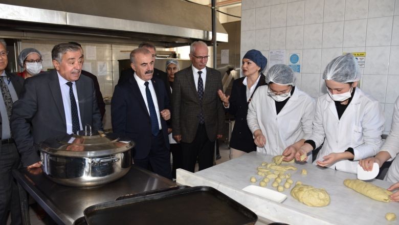 Balıkesir'de Eğitim ile Üretim Bir Arada