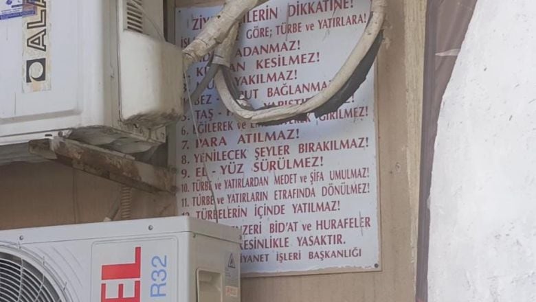 Balıkesir'de Mezarın Başındaki Gizemli Bekçi