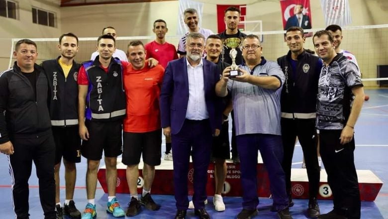 Kepsut'ta Sporun Zirvesi Yaşandı!