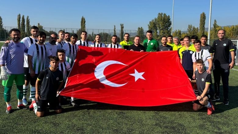 Kepsut Belediyespor'dan Şampiyonluk Sinyalleri
