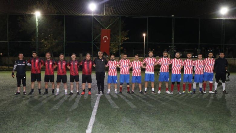 Edremit’te Cumhuriyet Kupası’nda Final Heyecanı!