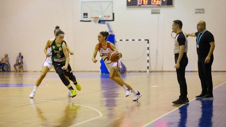 Burhaniye Belediyespor Farka Koştu!
