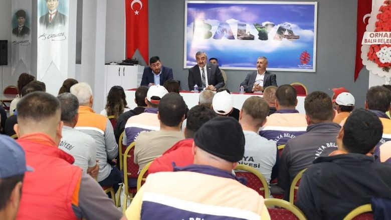 Başkan Gaga Emekçi Personellerle Bir Arada