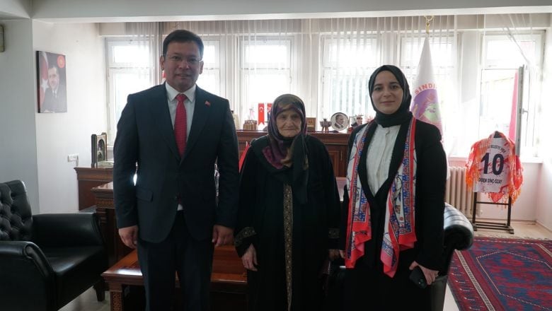 Sındırgı'da Tebrikat Töreni Gerçekleşti