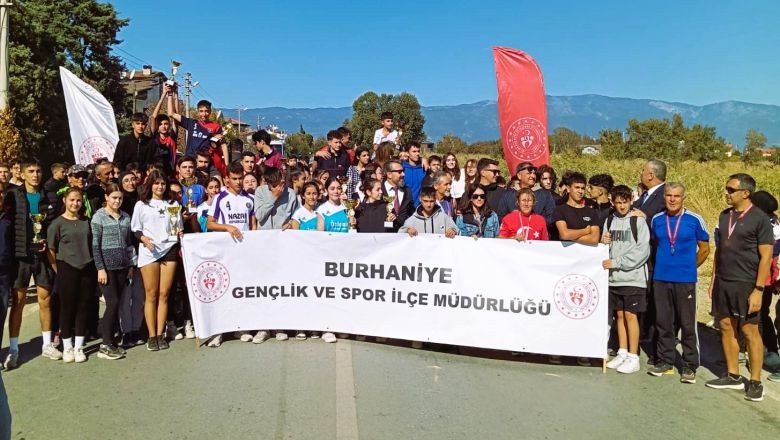 101. Yıla Özel 101 Sporcu Yarışı Tamamladı