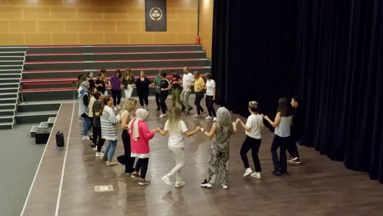 Susurluk'ta Yetişkin Kursları Kapasiteyi Aştı