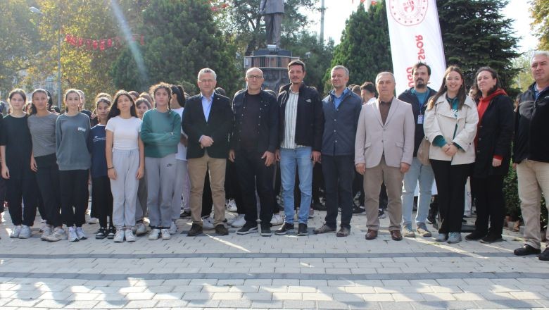 Susurluk’ta 168 Sporcu Cumhuriyet Koşusunda