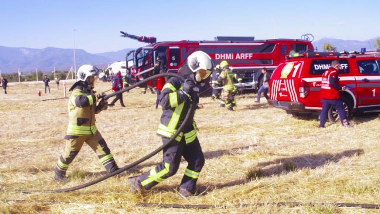Kocaseyit Havalimanı’nda Sirenler Çaldı!