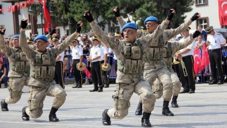 Geçmişten Günümüze: Balıkesir'de Zeybek