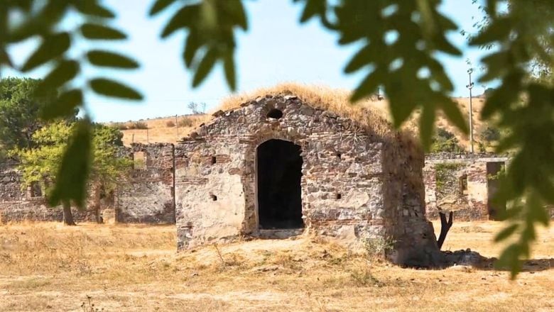 Büyük Sır Ortaya Çıkıyor! Altında Saklı Tüneller Var Mı?