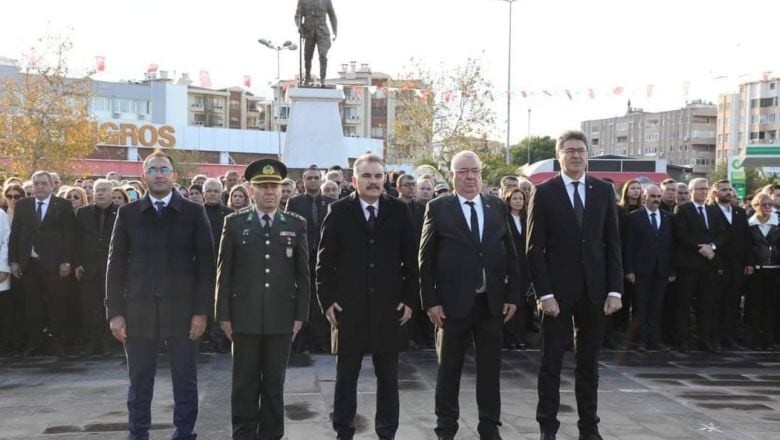 Edremit’te Atamız Saygıyla Anıldı