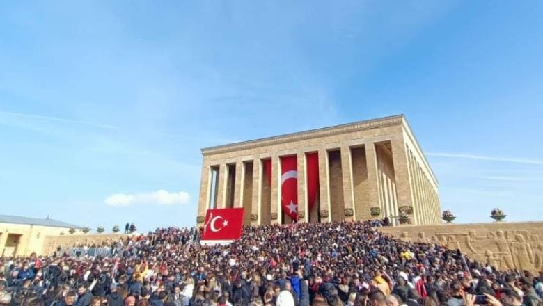Balıkesirli Sporcular Ata'nın Huzurunda