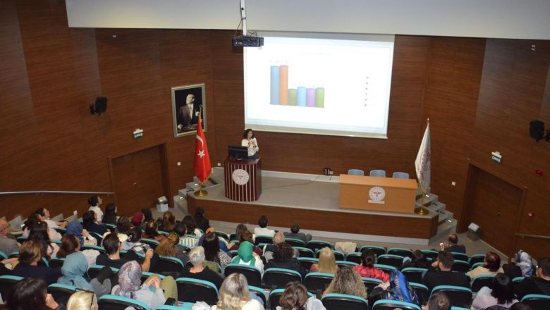 Sağlıkçılar Acil Toplandı! Acil Eğitim Gerek!