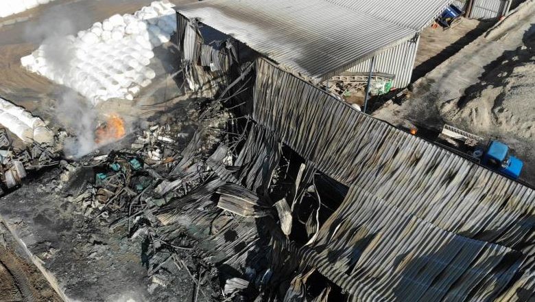 Fabrikadaki Yangının İzleri Ortaya Çıktı