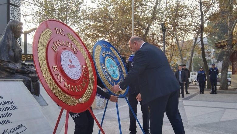 Bigadiç Atatürk'ü Andı