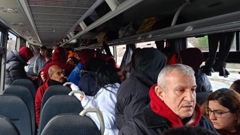 Göztepe ve Bandırmaspor Taraftarları Birbirine Girdi!