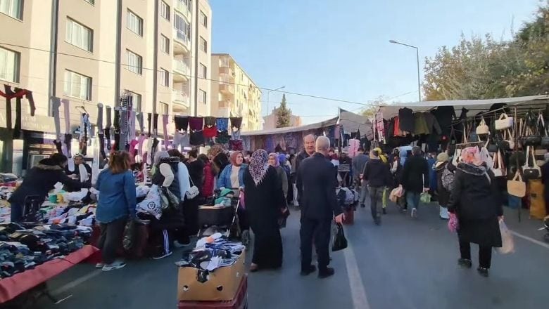 Balıkesir'de Kurulan Pazarlar Kış Fiyatlarına Geçti!