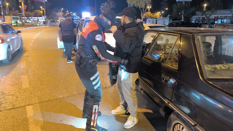 Balıkesir'de Huzur ve Güvenlik Uygulaması Balıkesir'de Huzur ve Güvenlik Uygulaması