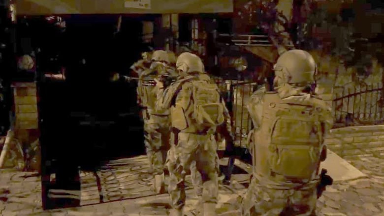 Balıkesir'de Silahlı Suç Örgütüne Büyük Darbe Balıkesir'de Silahlı Suç Örgütüne Büyük Darbe